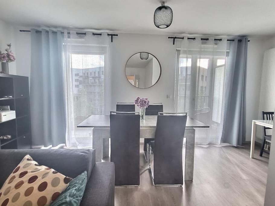Superbe Appartement Avec 2 Balcons - Vue Sur La Cathedrale Environ 15 Min En Tram Strasbourg Ngoại thất bức ảnh