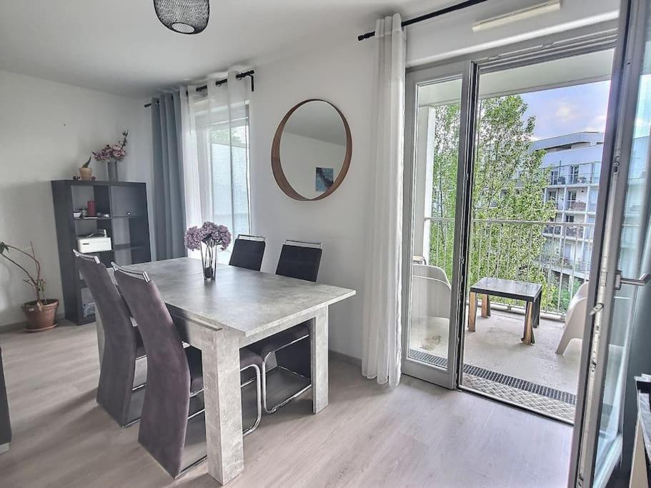 Superbe Appartement Avec 2 Balcons - Vue Sur La Cathedrale Environ 15 Min En Tram Strasbourg Ngoại thất bức ảnh